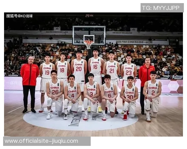 朱俊龙的成长之路：从青涩少年到篮球场上的璀璨明星